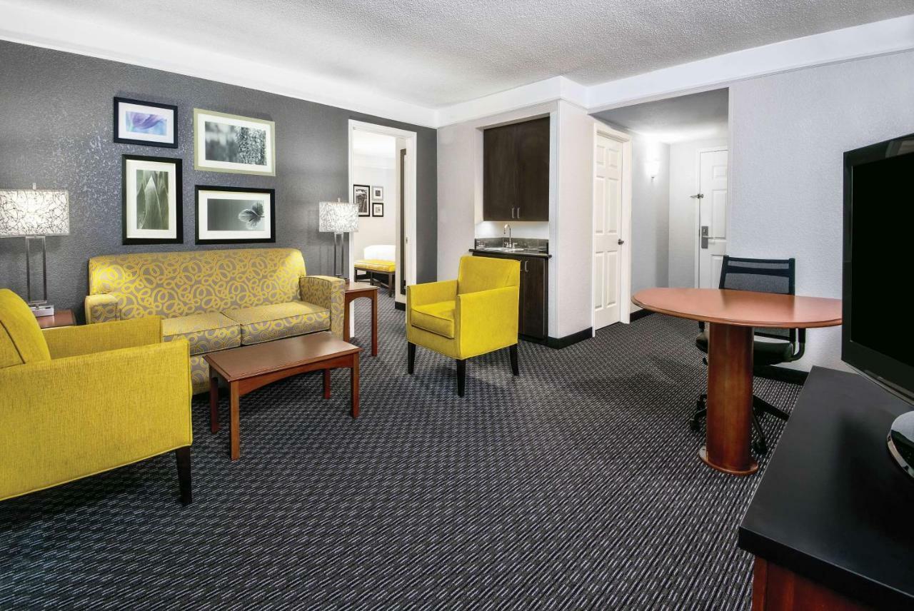 La Quinta Inn & Suites By Wyndham San Antonio Riverwalk Kültér fotó
